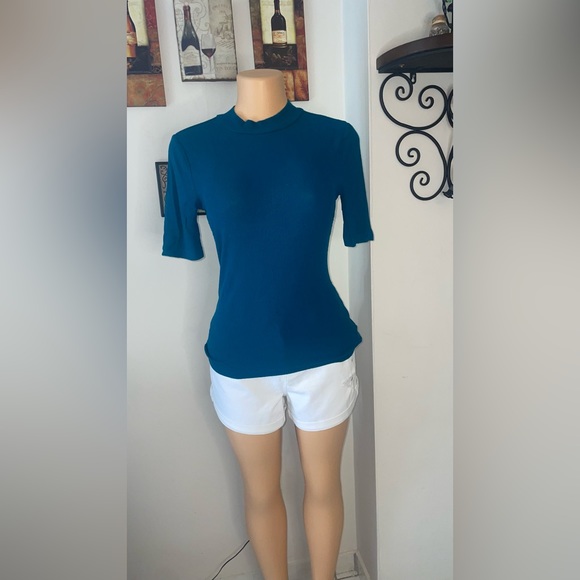 (94)FOREVER 21 TOP SHORT SLEEVE SIZE M EXCELLENT CONDITIONS HOME FREE SMOKE - Picture 2 of 4